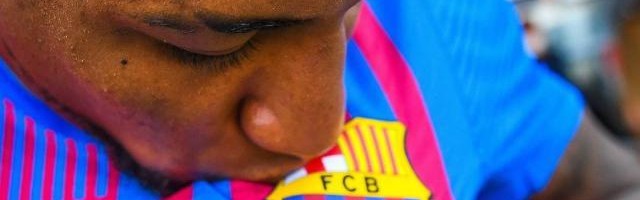 KAIYUNAPP-埃莫森亮相巴萨 拉波尔塔：他有“巴西伟右”潜质