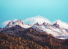 开云APP-CMG群众足球邀请赛第六轮完赛 山东泰山队以5粒进球回馈远征球迷